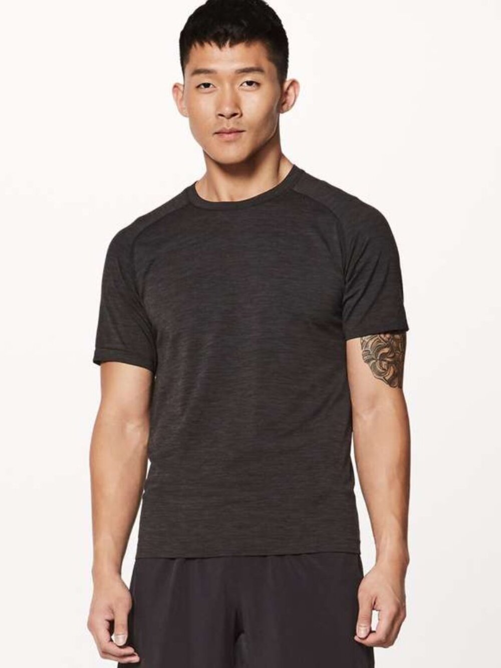 Lululemon Men's Metal Vent Tech Short Sleeve - Deep Coal / Black